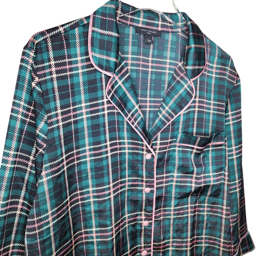 Ann Taylor‎ Sleep ~ Green & Pink Plaid Satin Pajama Set Size Large